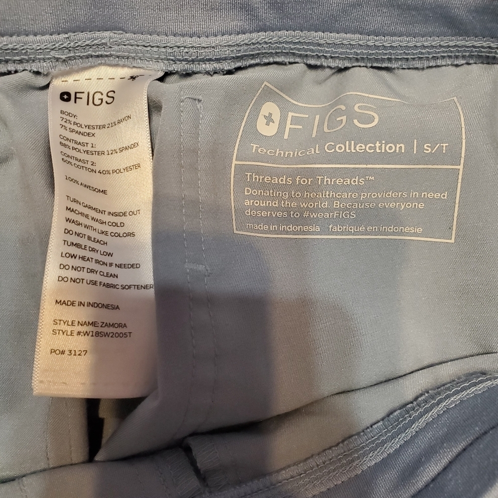 Figs Rafaella Oversized Scrub Top & Zamora Jogger Uniform Pants Set S - Picture 10 of 11